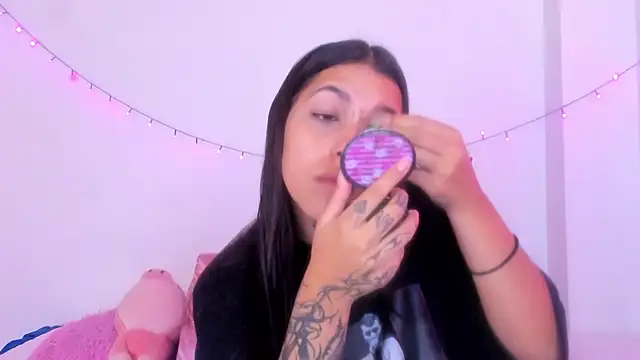 Abby roussee online show from 10-10-25, 01:12