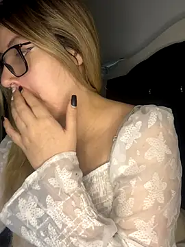 Blair Bunnyy online show from 12-02-25, 07:54