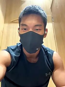 masucle216 online show from 10-28-25, 02:38