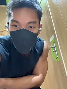 masucle216 online show from 10-23-25, 02:38