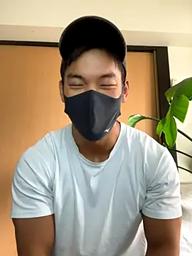 masucle216 online show from 09-26-25, 04:08