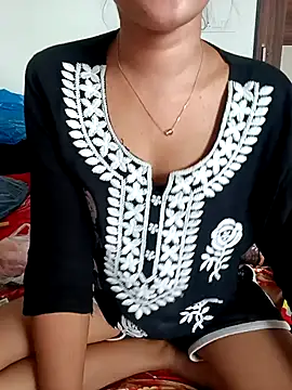 Snapshot of Cutie_Shruti chatting on 09-12-25, 09:20 Cutie Shruti online show from 09-12-25, 09:20
