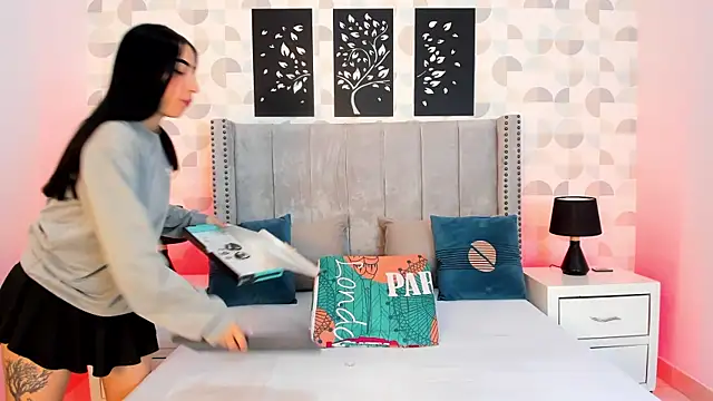 natasha moreno online show from 02-10-26, 12:15