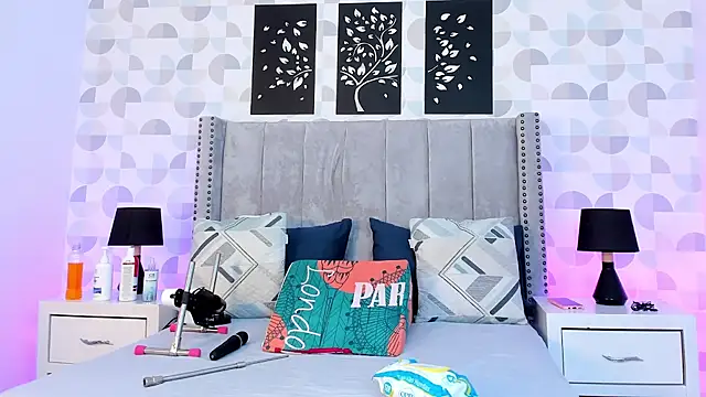 natasha moreno online show from 10-06-25, 12:39