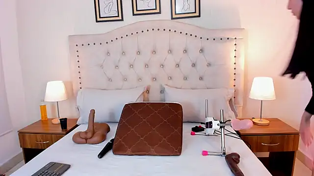 natasha moreno online show from 01-07-26, 12:10