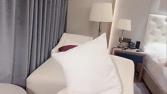 Ianxuan online show from 11-30-25, 08:04