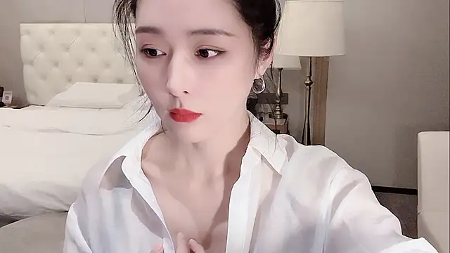 Snapshot of Ianxuan chatting on 09-14-25, 05:41 Ianxuan online show from 09-14-25, 05:41