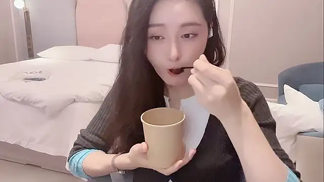 Ianxuan online show from 11-15-25, 12:42