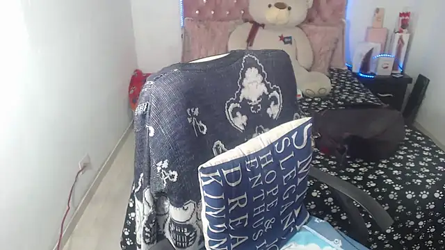 patty squirt  online show from 10-29-25, 02:43