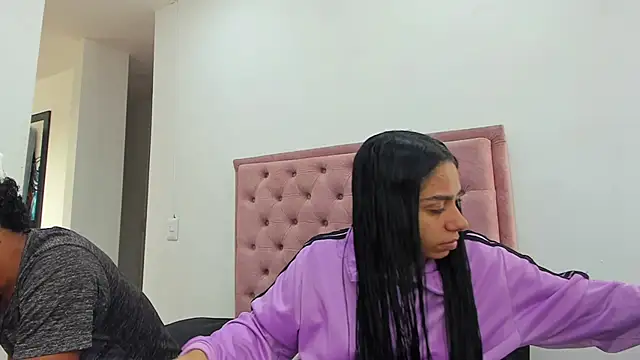 violet and myers online show from 09-20-25, 01:38