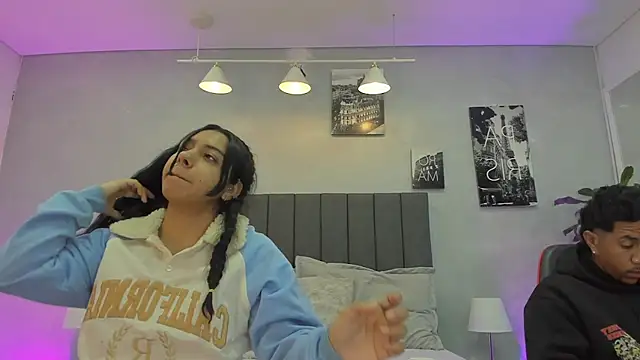 violet and myers online show from 10-21-25, 11:31