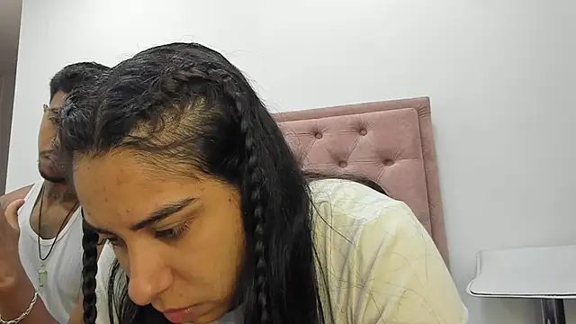 violet and myers online show from 09-10-25, 01:32