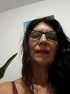 Snapshot of swity_foster chatting on 10-07-25, 09:10 swity foster online show from 10-07-25, 09:10