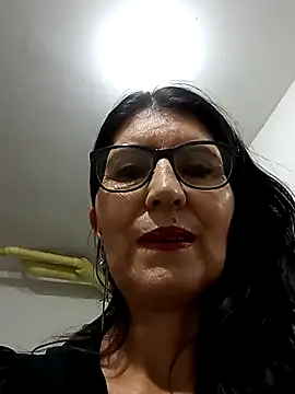 Snapshot of swity_foster chatting on 09-18-25, 09:56 swity foster online show from 09-18-25, 09:56