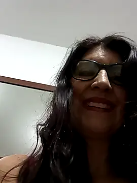 Snapshot of swity_foster chatting on 09-13-25, 08:36 swity foster online show from 09-13-25, 08:36