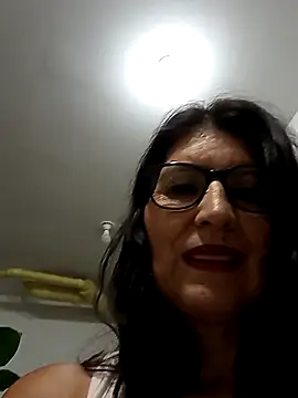Snapshot of swity_foster chatting on 09-23-25, 09:05 swity foster online show from 09-23-25, 09:05