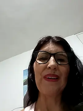 Snapshot of swity_foster chatting on 09-29-25, 10:11 swity foster online show from 09-29-25, 10:11