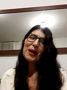 Snapshot of swity_foster chatting on 10-18-25, 08:05 swity foster online show from 10-18-25, 08:05