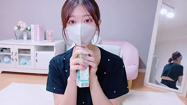 Yuna-ch online show from 09-09-25, 08:13