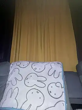 melyiaaa online show from 07-04-26, 05:58