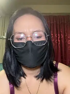 melyiaaa online show from 06-30-26, 03:34