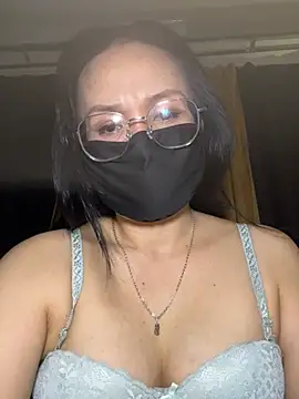 melyiaaa online show from 06-12-26, 01:20