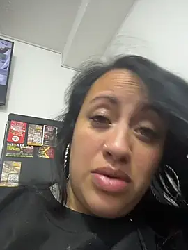  ruby manrique  online show from 06-26-26, 02:06