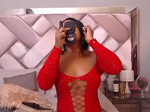 Ashleyroberst online show from 10-28-25, 10:03