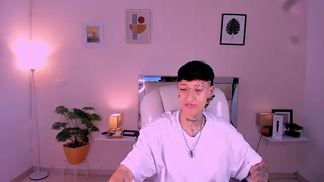 Luci Rose online show from 11-06-25, 02:26