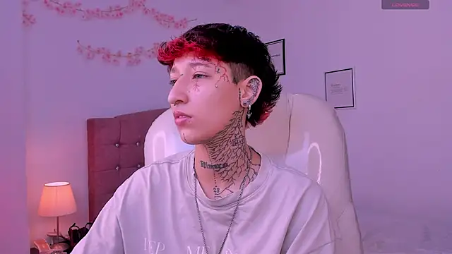 Luci Rose online show from 05-06-26, 06:34