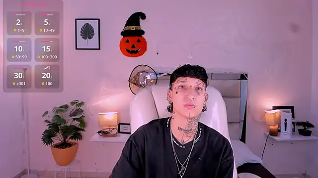 Luci Rose online show from 10-24-25, 02:10