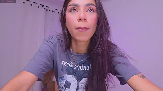 Snapshot of BrunetteAdams001 chatting on 02-05-26, 05:03 BrunetteAdams001 online show from 02-05-26, 05:03