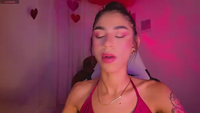 Snapshot of BrunetteAdams001 chatting on 02-13-26, 06:46 BrunetteAdams001 online show from 02-13-26, 06:46