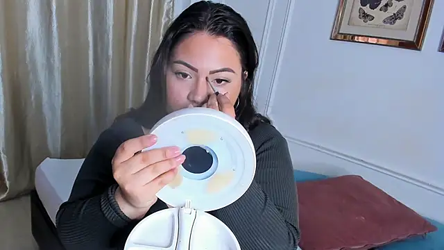 Tessa Sinclaire online show from 09-24-25, 08:26