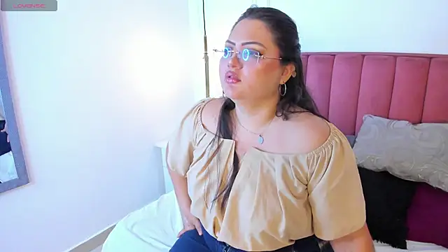 Tessa Sinclaire online show from 09-19-25, 11:20