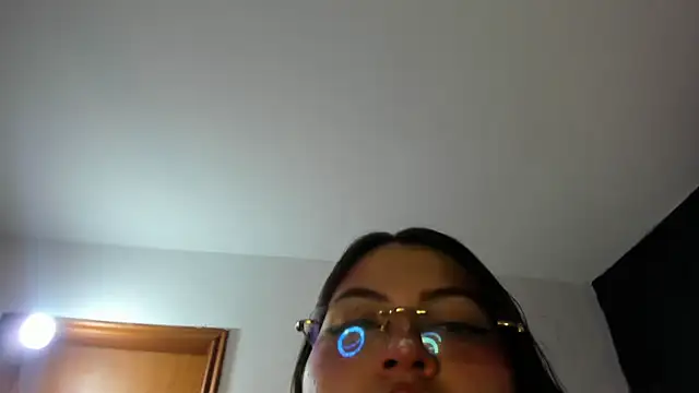 Tessa Sinclaire online show from 06-26-26, 08:25