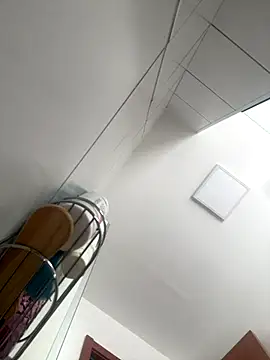 Ccffffjjik online show from 12-18-25, 04:44