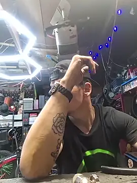 twistafatpipe online show from 04-14-26, 10:04