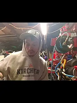 twistafatpipe online show from 11-10-25, 10:42