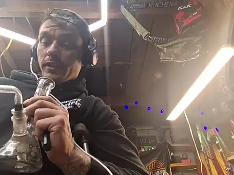 twistafatpipe online show from 03-24-26, 04:01