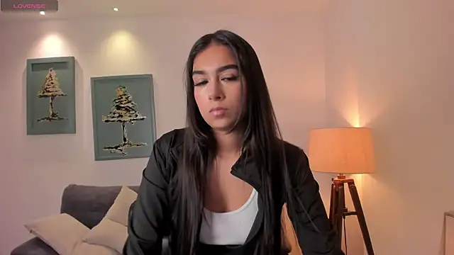 VeronicaBlue online show from 10-30-25, 09:40