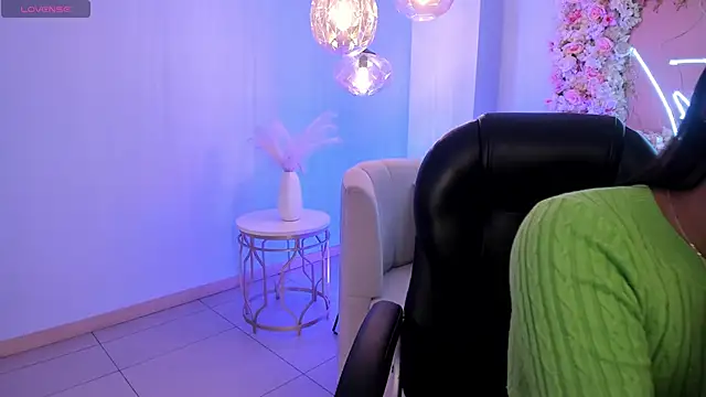 AyshelBrown online show from 10-09-25, 03:40