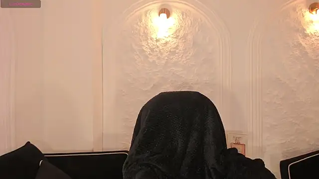 MilaColeman online show from 11-11-25, 02:06