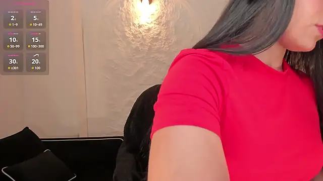 MilaColeman online show from 11-12-25, 02:04