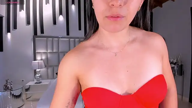 MilaColeman online show from 04-12-26, 07:28