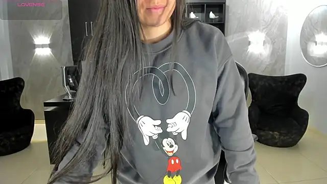 MilaColeman online show from 06-10-26, 03:08