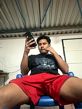 Snapshot of Johnxxx22 chatting on 11-22-25, 08:35 Johnxxx22 online show from 11-22-25, 08:35