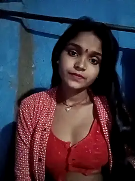 Snapshot of Harini_Gautam chatting on 12-22-25, 09:26 Harini Gautam online show from 12-22-25, 09:26