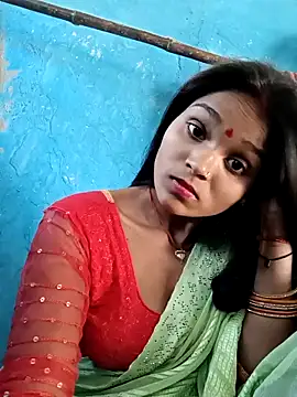 Snapshot of Harini_Gautam chatting on 12-19-25, 07:33 Harini Gautam online show from 12-19-25, 07:33