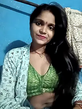 Snapshot of Harini_Gautam chatting on 11-18-25, 06:44 Harini Gautam online show from 11-18-25, 06:44